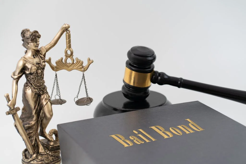 Bail bondsman in Arlington TX explaining different bail bond options